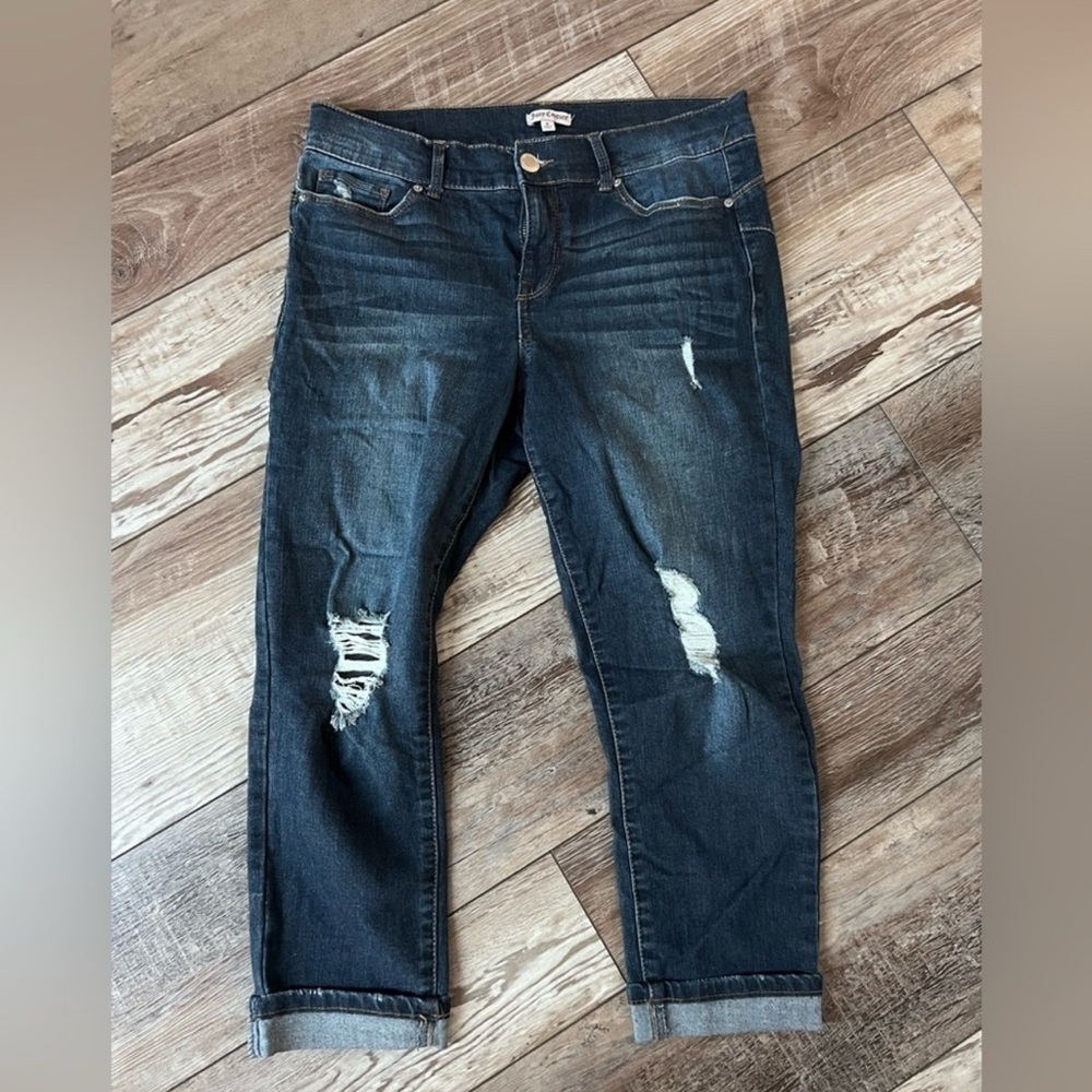 Stylish Distressed Blue Jeans for Women by Juicy Couture. Women’s sized 8